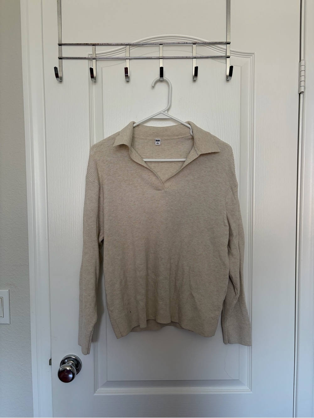 Uniqlo Knit Ribbed Polo Sweater in Beige